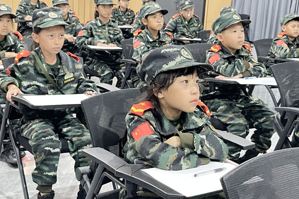 云南军事冬令营 云南军事冬令营